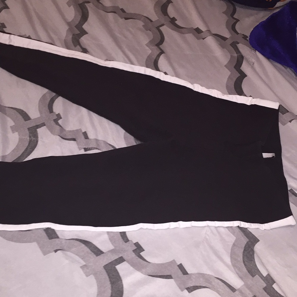 Striped legging